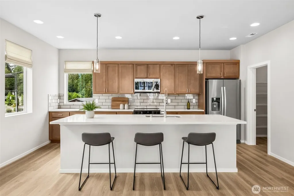18523 SE 271st Court Covington WA 98042