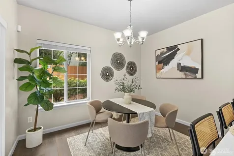 10909 Avondale Road NE Redmond WA 98052