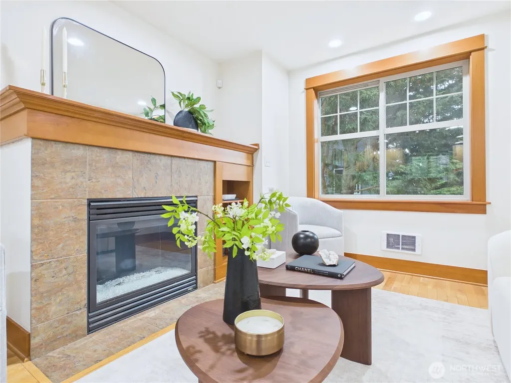 741 N 94th Street Seattle WA 98103