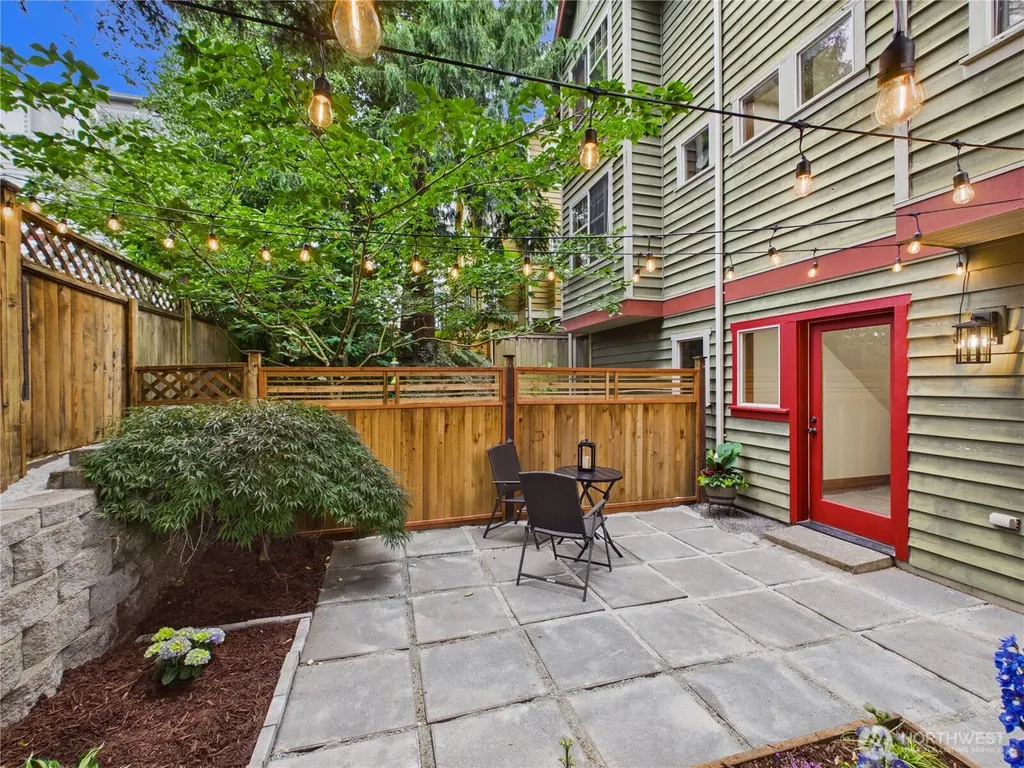 741 N 94th Street Seattle WA 98103