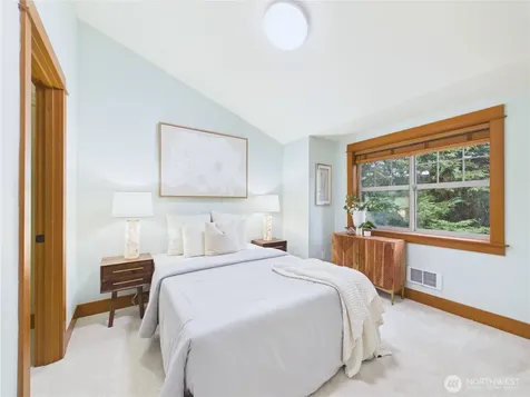 741 N 94th Street Seattle WA 98103