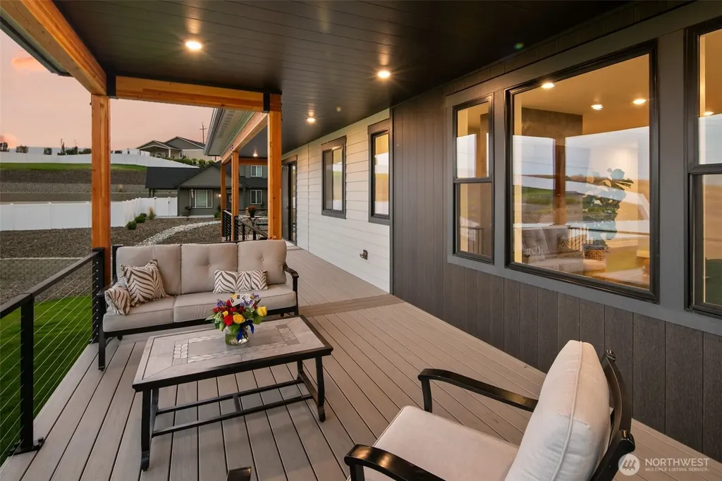 838 Autumn Crest Drive Wenatchee WA 98801