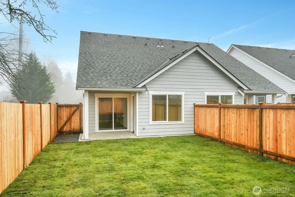 3712 NE 127 Junction Lake Stevens WA 98258