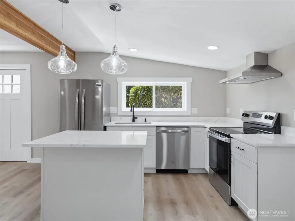 5600 Ocean View Boulevard NE Bremerton WA 98311