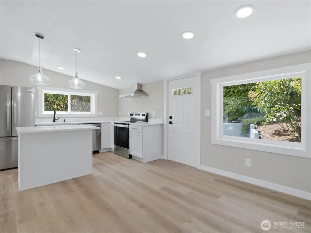 5600 Ocean View Boulevard NE Bremerton WA 98311