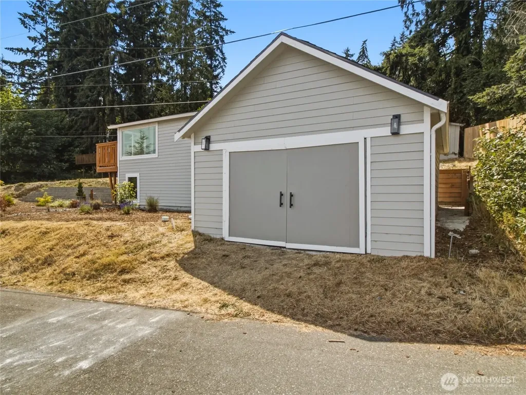 5600 Ocean View Boulevard NE Bremerton WA 98311