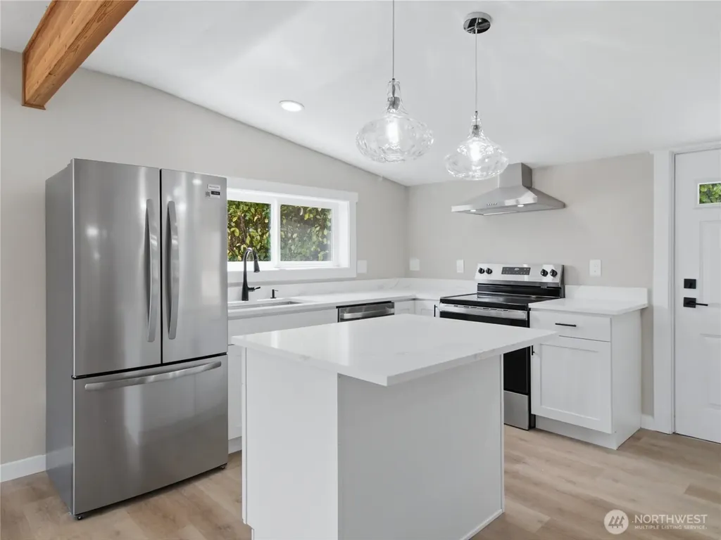 5600 Ocean View Boulevard NE Bremerton WA 98311
