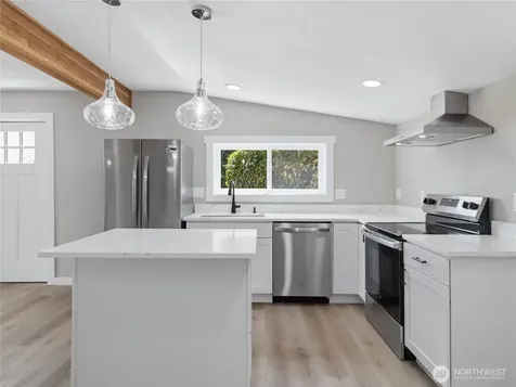 5600 Ocean View Boulevard NE Bremerton WA 98311