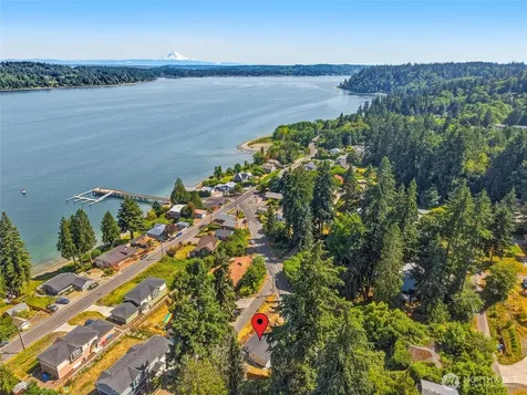 5600 Ocean View Boulevard NE Bremerton WA 98311