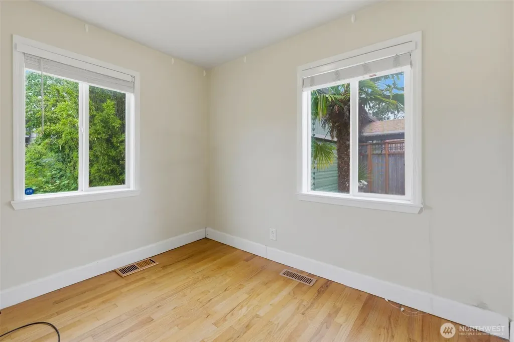 16 Oak Park Drive SW Lakewood WA 98499