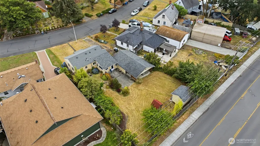 16 Oak Park Drive SW Lakewood WA 98499