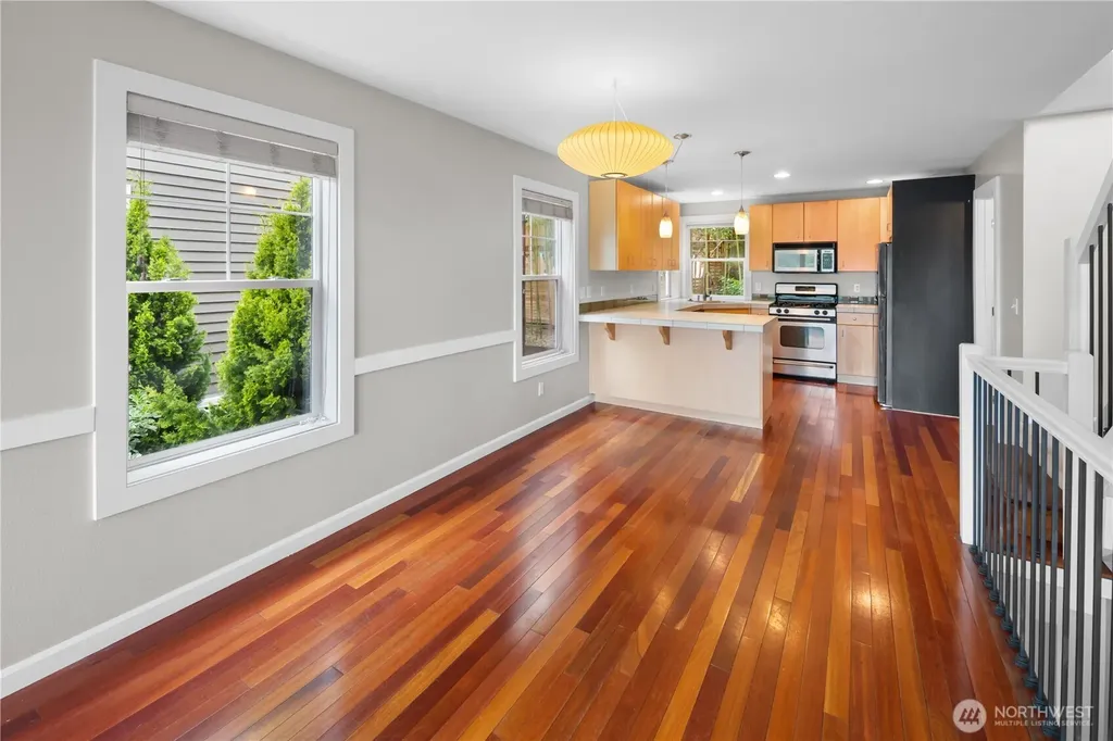 129 26th Avenue E Seattle WA 98112