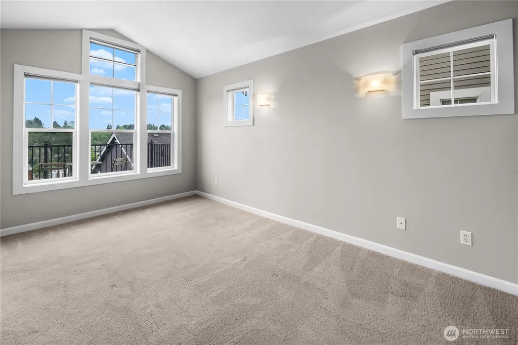 129 26th Avenue E Seattle WA 98112
