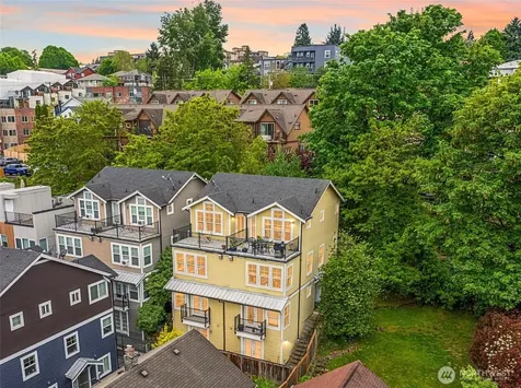 129 26th Avenue E Seattle WA 98112