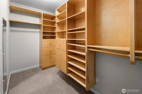 129 26th Avenue E Seattle WA 98112