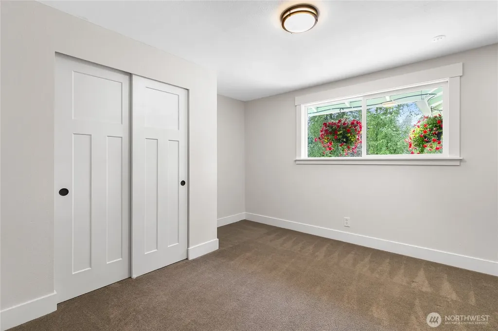 8360 Valley View Road Custer WA 98240