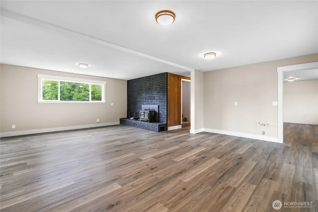 8360 Valley View Road Custer WA 98240