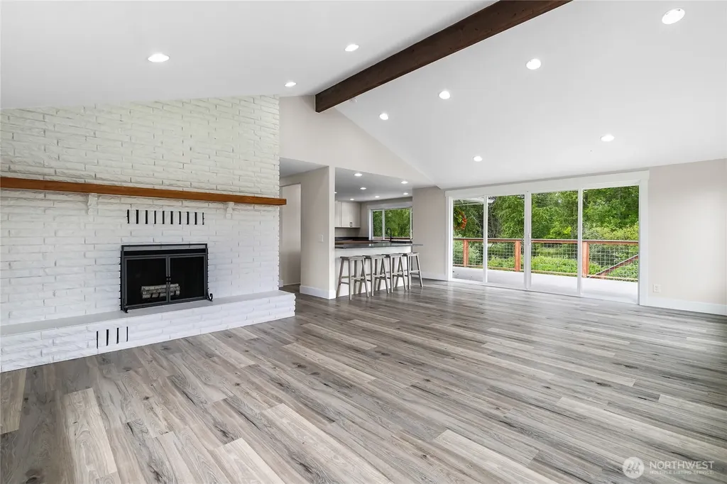 8360 Valley View Road Custer WA 98240
