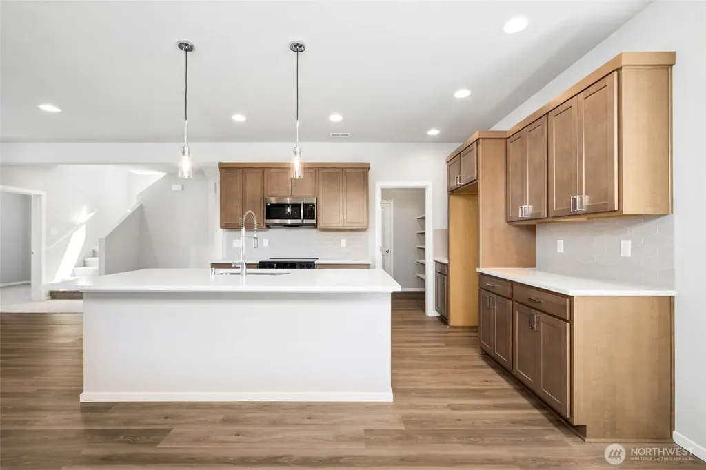18521 SE 271st Place Covington WA 98042