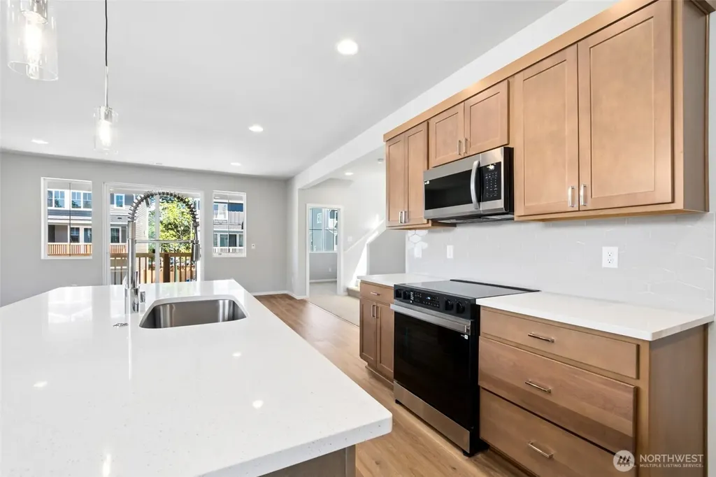 18521 SE 271st Place Covington WA 98042