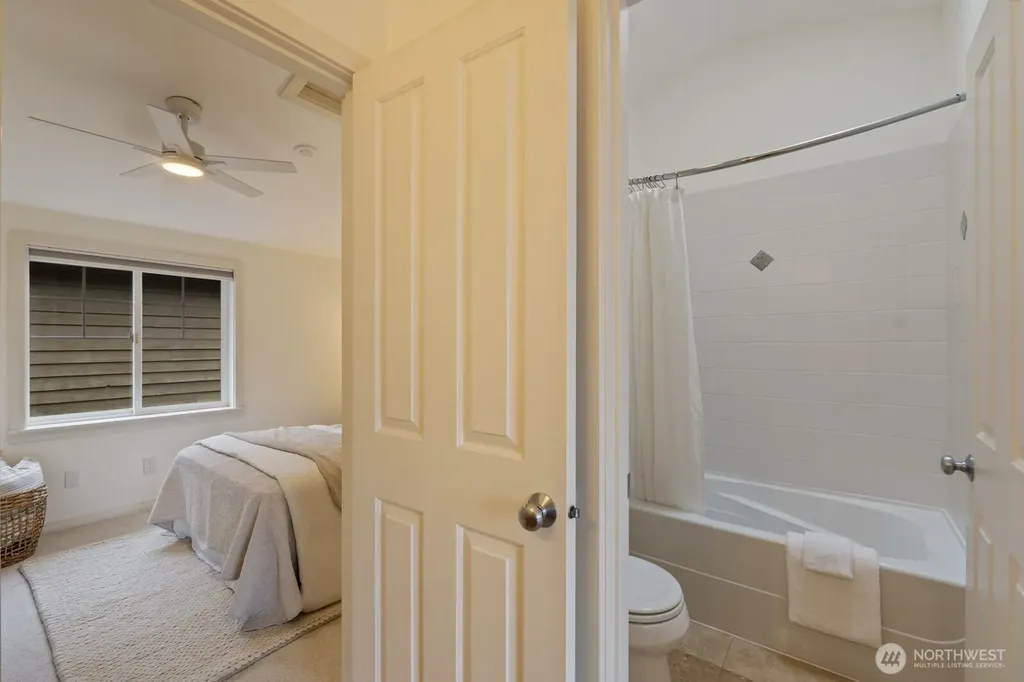 2606 NW 57th Street Seattle WA 98107