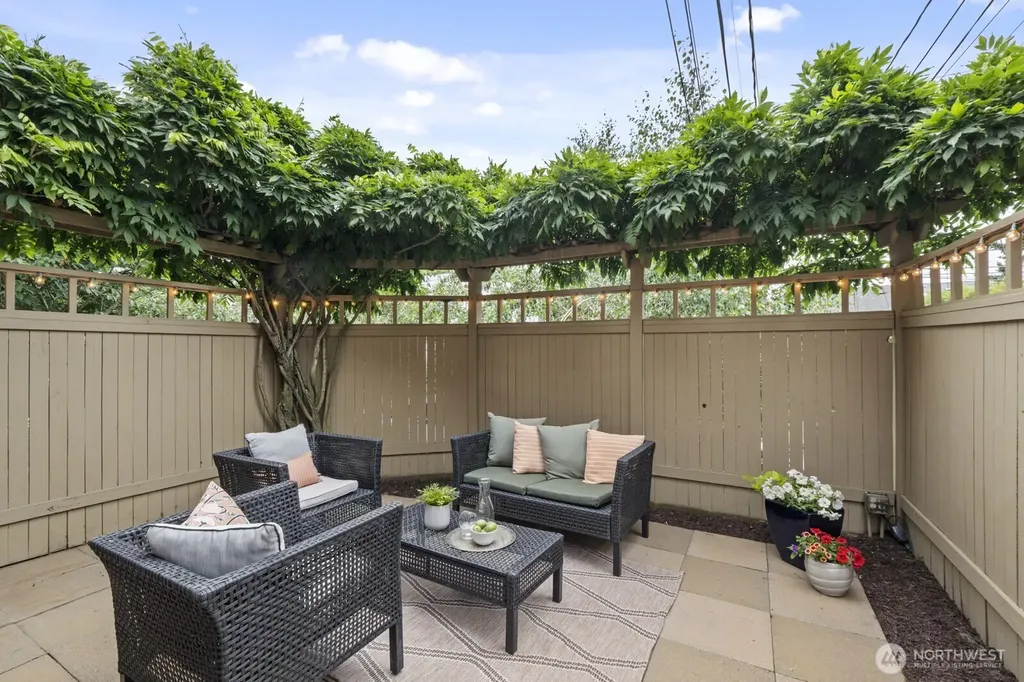 2606 NW 57th Street Seattle WA 98107