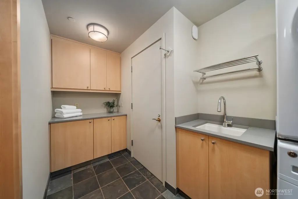 5505 Lake Washington Boulevard NE Kirkland WA 98033