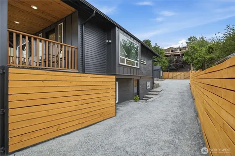 2107 21st Avenue S Seattle WA 98144
