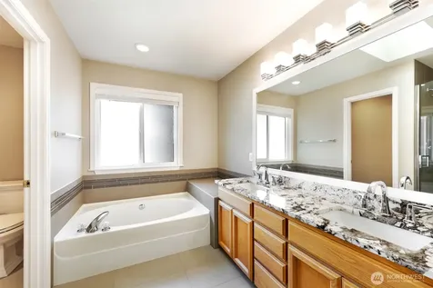 7115 NE 167th Street Kenmore WA 98028