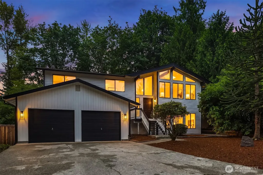 18311 NE 105th Court Redmond WA 98052