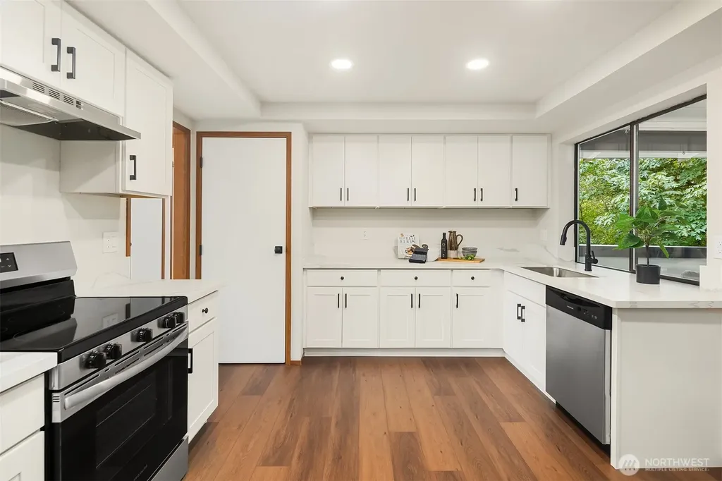18311 NE 105th Court Redmond WA 98052