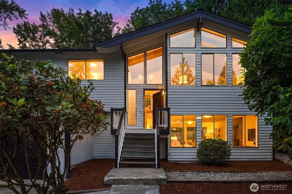 18311 NE 105th Court Redmond WA 98052