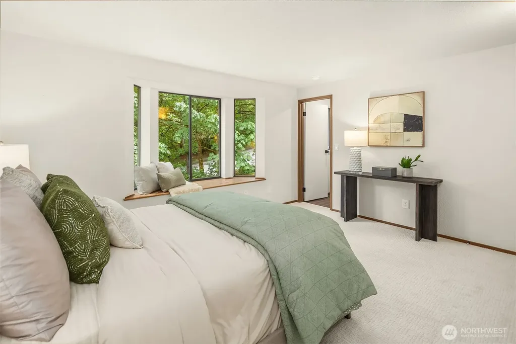 18311 NE 105th Court Redmond WA 98052