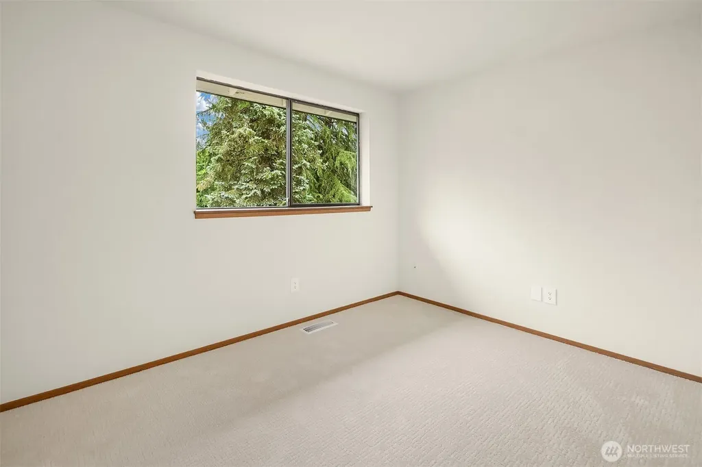 18311 NE 105th Court Redmond WA 98052