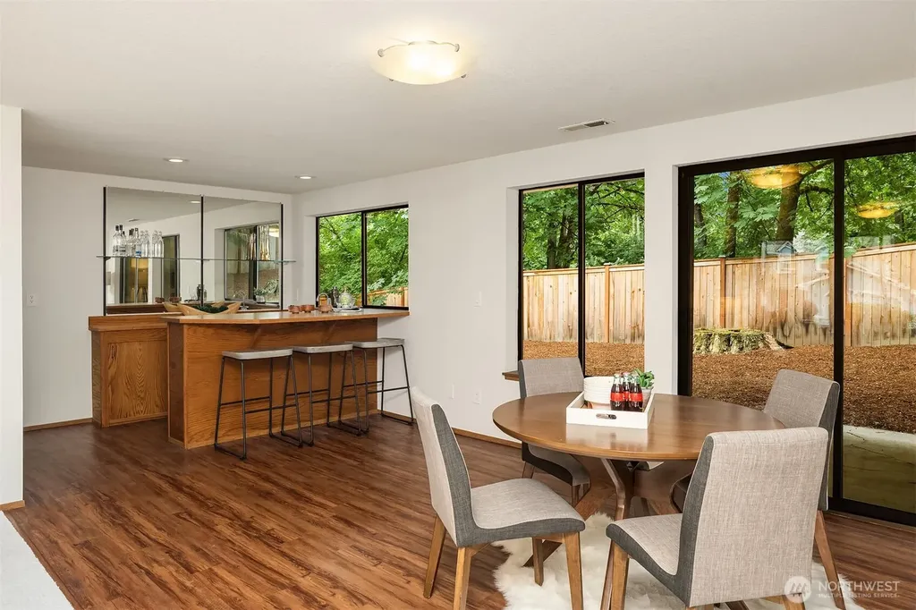 18311 NE 105th Court Redmond WA 98052