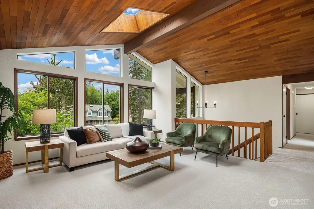 18311 NE 105th Court Redmond WA 98052