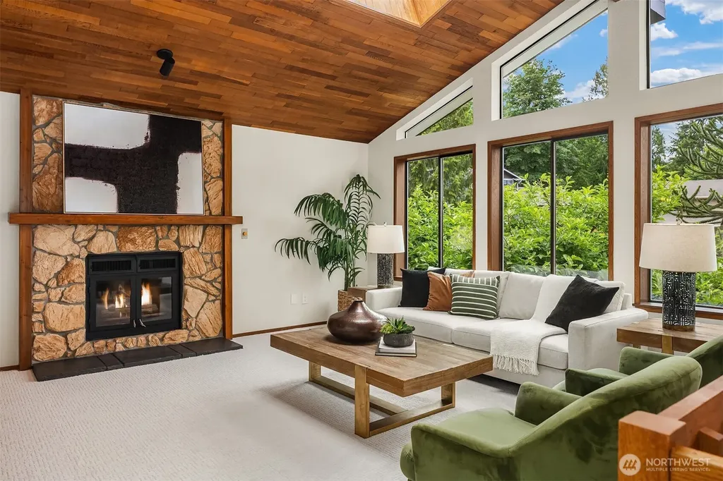 18311 NE 105th Court Redmond WA 98052