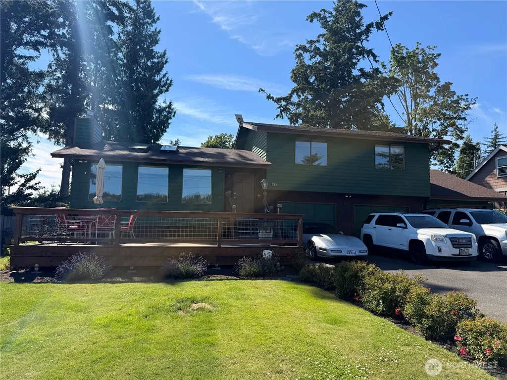 727 Poplar Drive Bellingham WA 98226