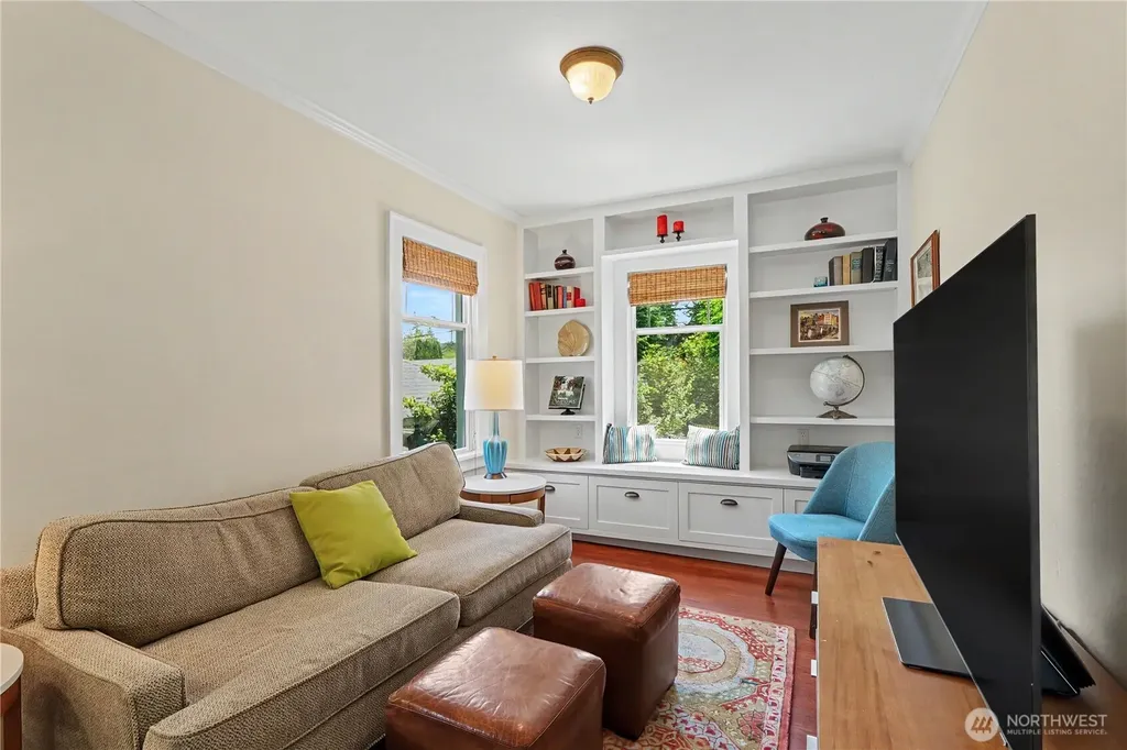 351 NW 84th Street Seattle WA 98117