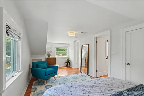 351 NW 84th Street Seattle WA 98117