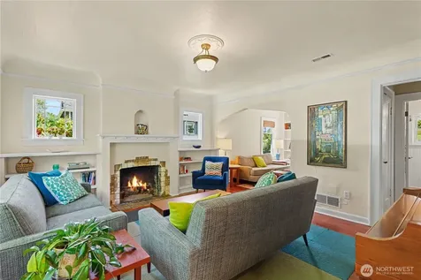 351 NW 84th Street Seattle WA 98117