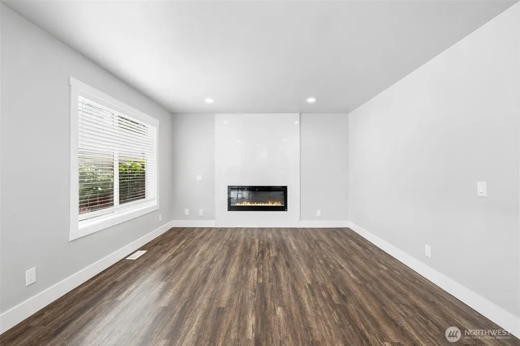 2402 119th Street SW Everett WA 98204