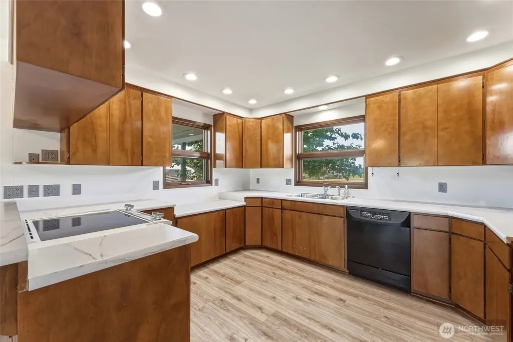 84903 Lyle Lane Milton-freewater OR 97862
