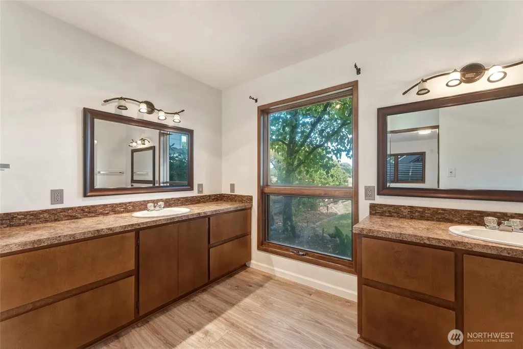 84903 Lyle Lane Milton-freewater OR 97862