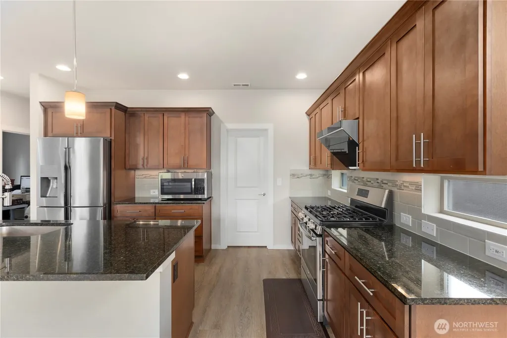 28226 226th Place SE Maple Valley WA 98038