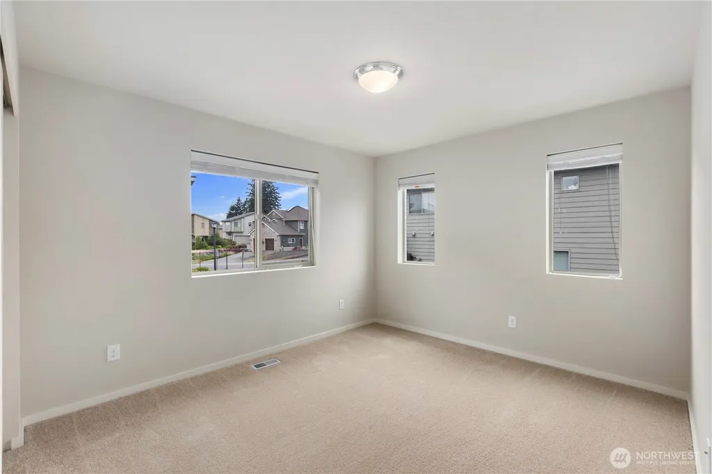 28226 226th Place SE Maple Valley WA 98038