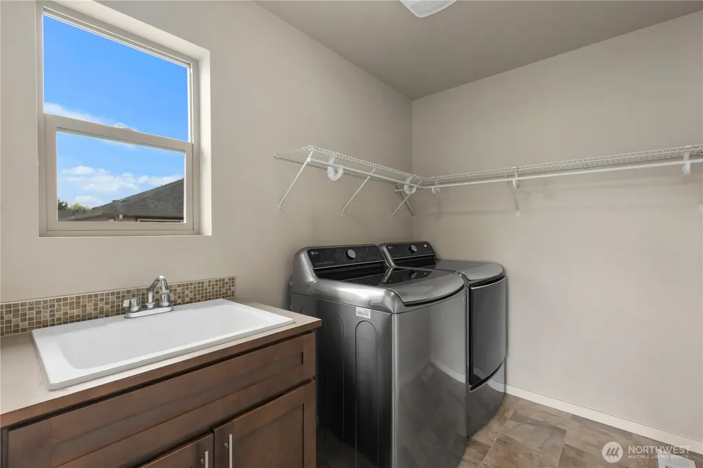 28226 226th Place SE Maple Valley WA 98038