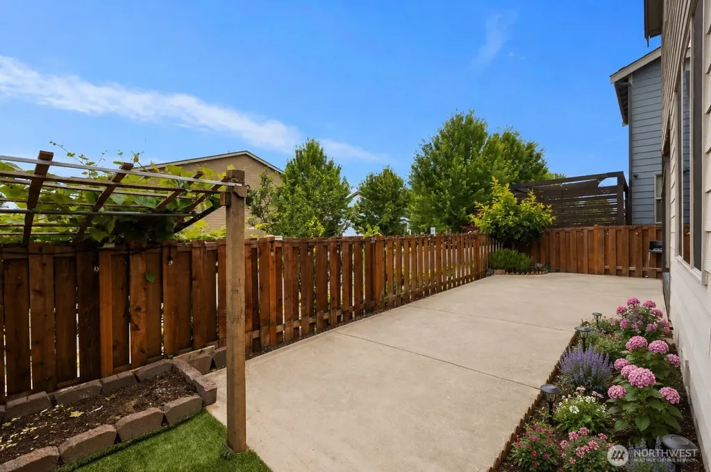 28226 226th Place SE Maple Valley WA 98038