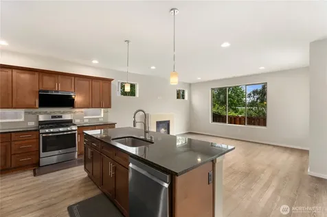 28226 226th Place SE Maple Valley WA 98038
