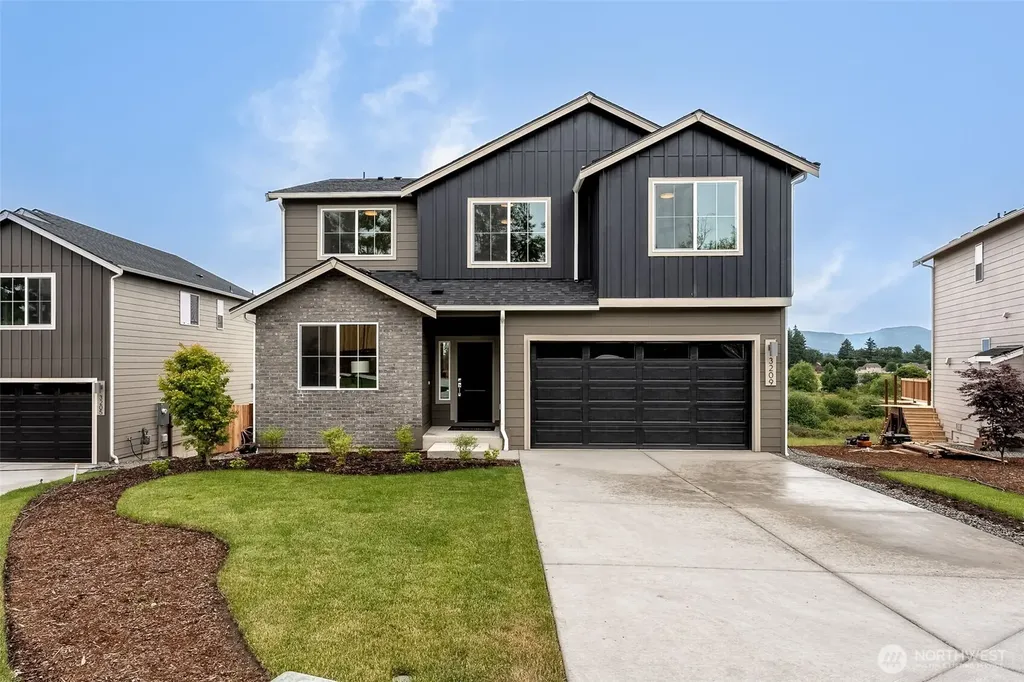 3209 219th Avenue E Lake Tapps WA 98391